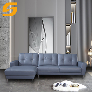 現代様式のアパートの家の居間の家具 3 シーターの革ソファー